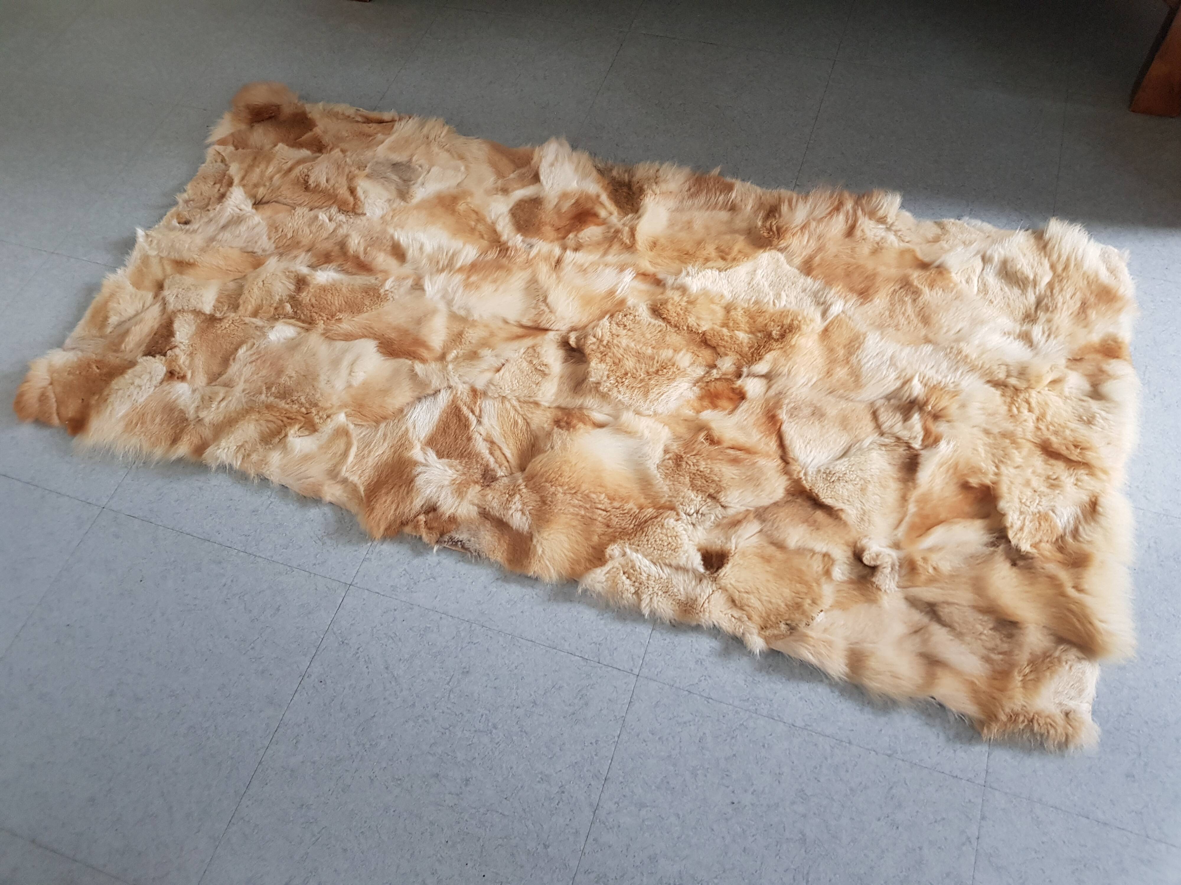 Tapis Patchwork de peaux de loup de Corée