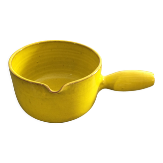 Provençal yellow pan