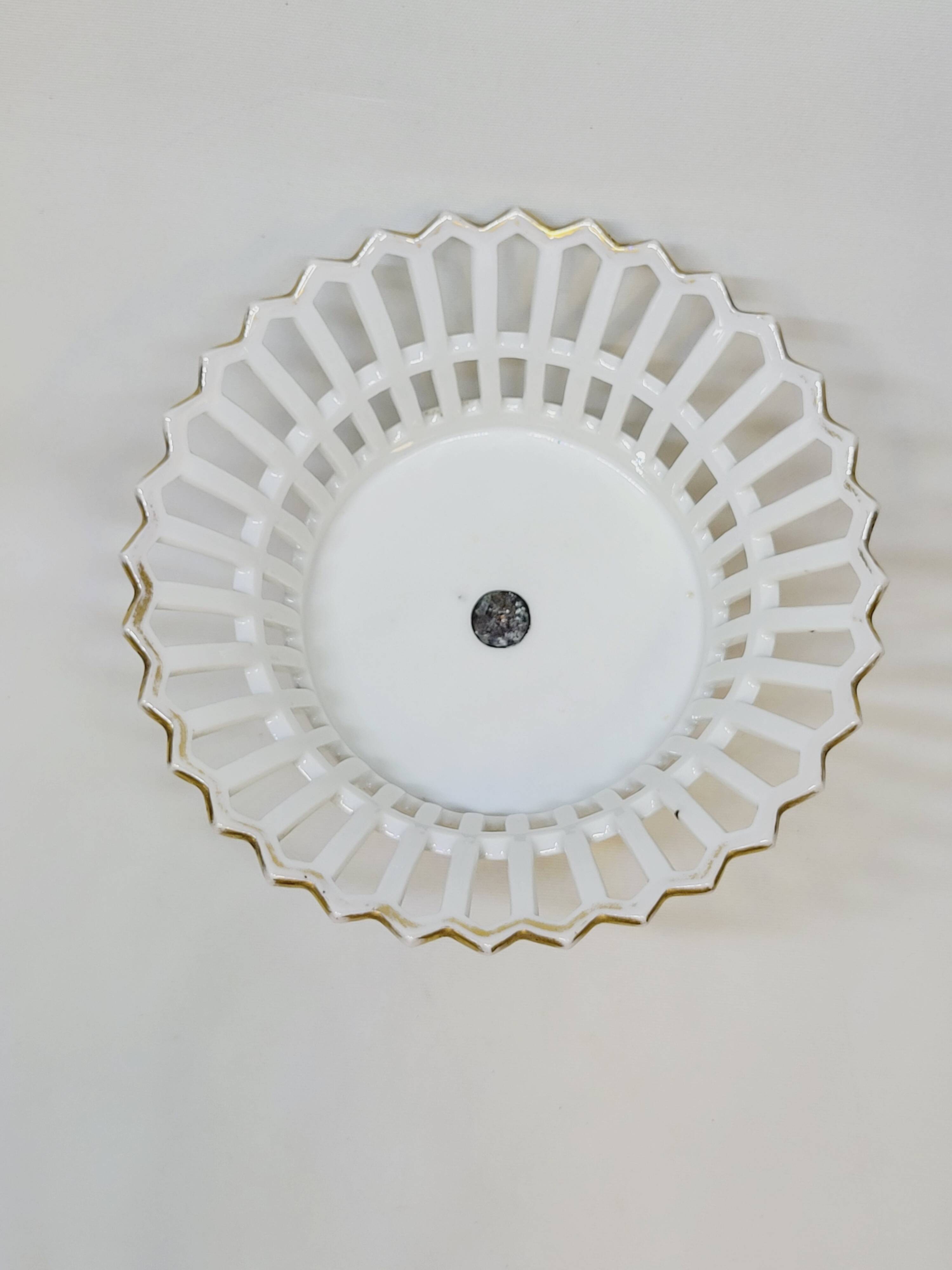 Bowl on Pedestal Openwork Basket White and Gold Porcelain Restoration E