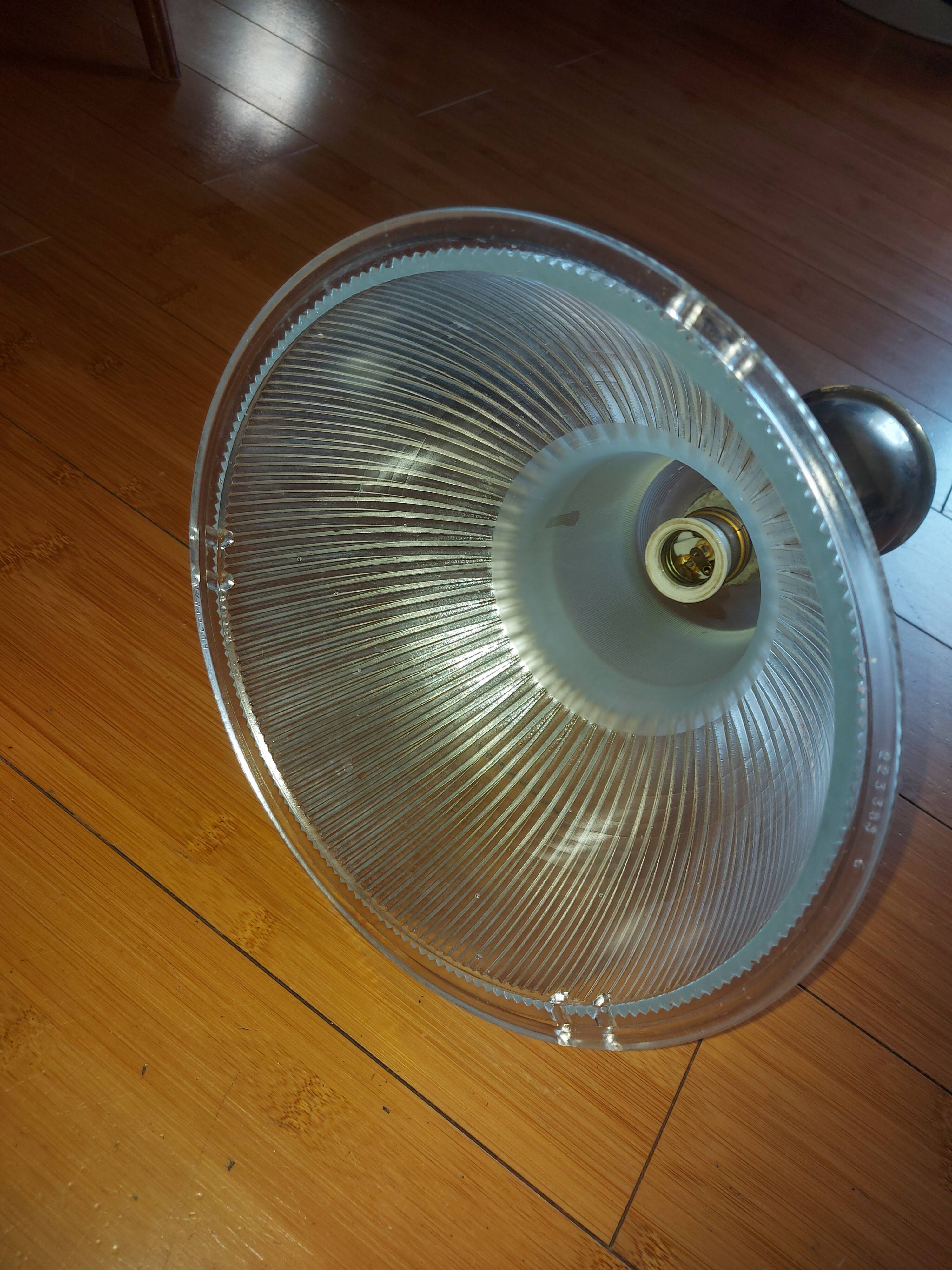 Suspension Holophane