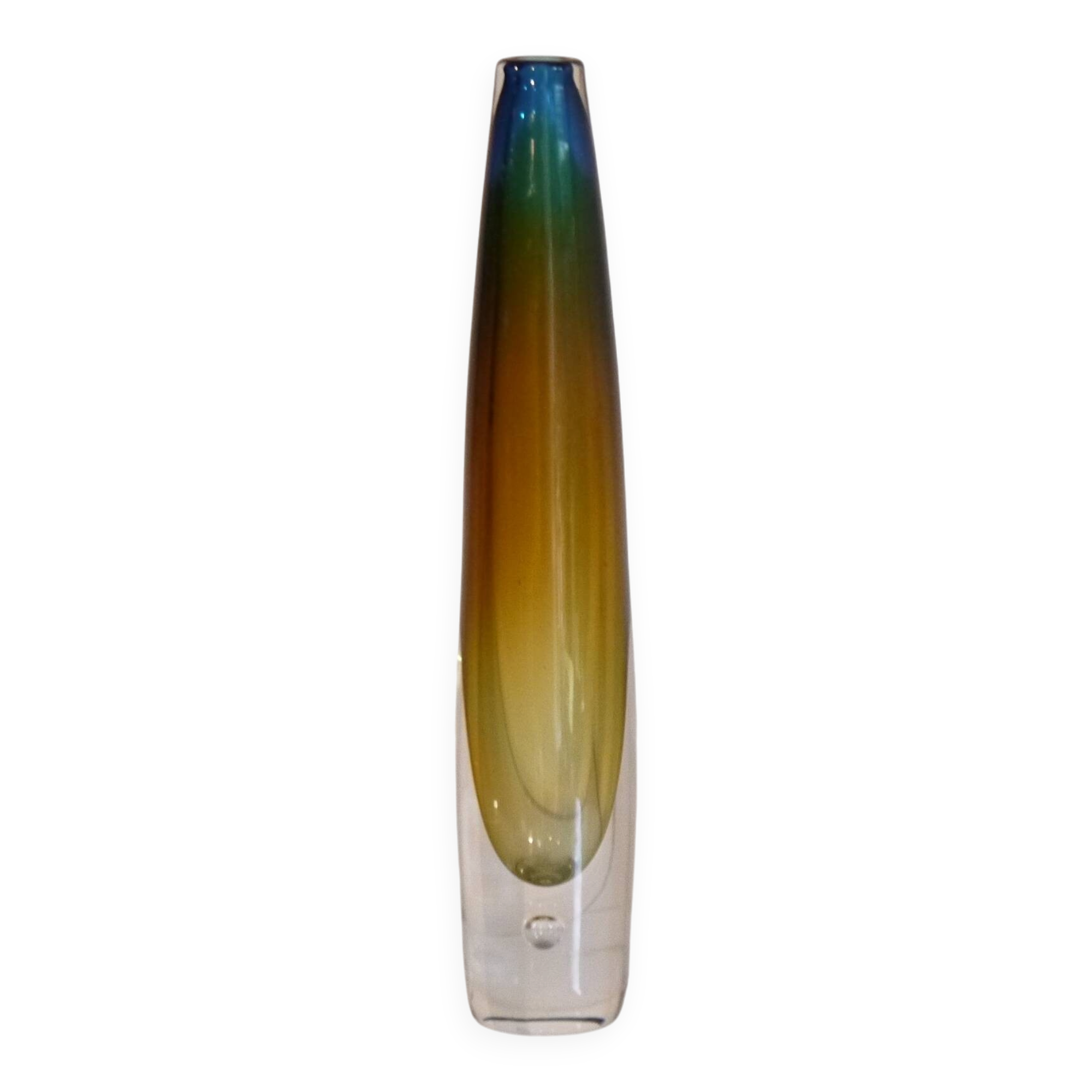 Swedish vase by Vicke Lindstrand for Kosta