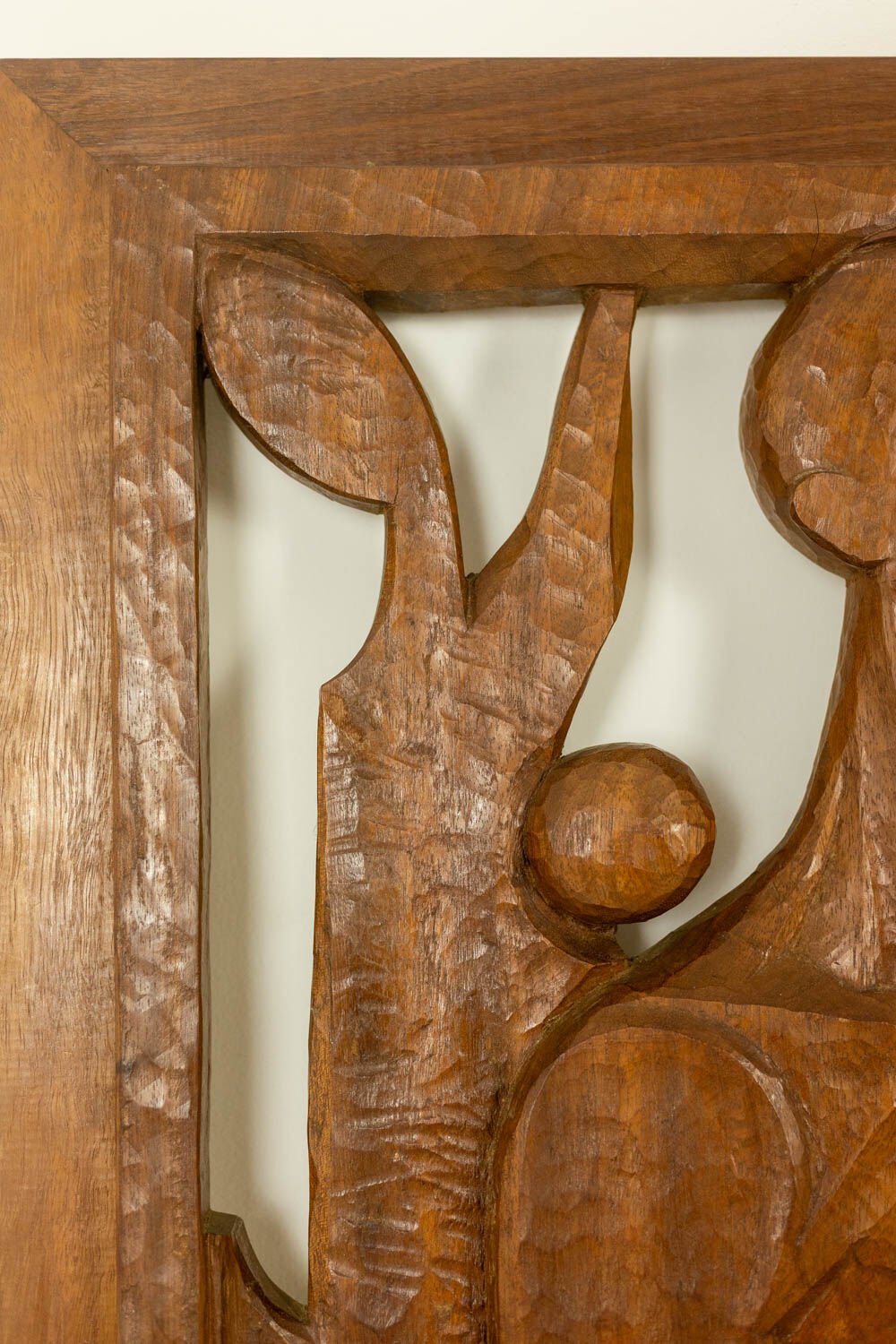Roger Kressmann. Carved walnut panel with a gouge. 1980s.