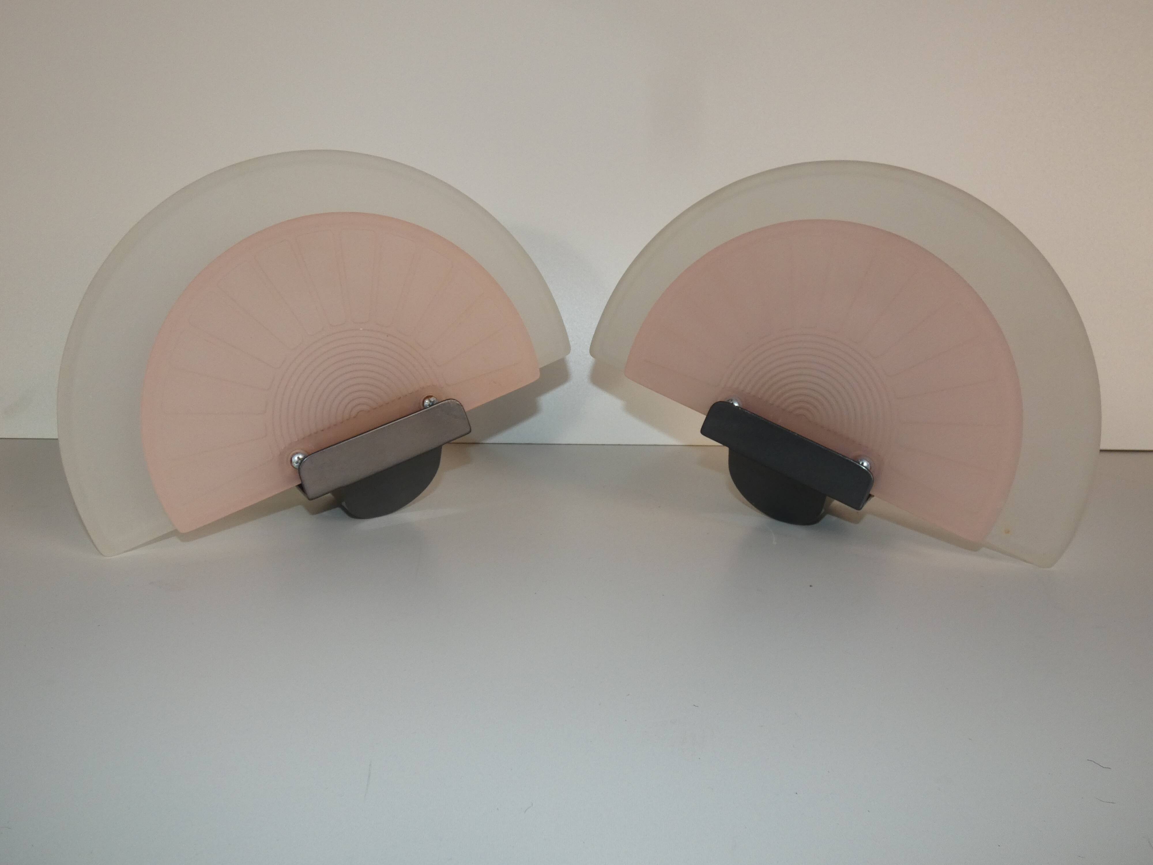 Pair appliques glass metal half-moon diva Enzio Didone arteluce circa 1980