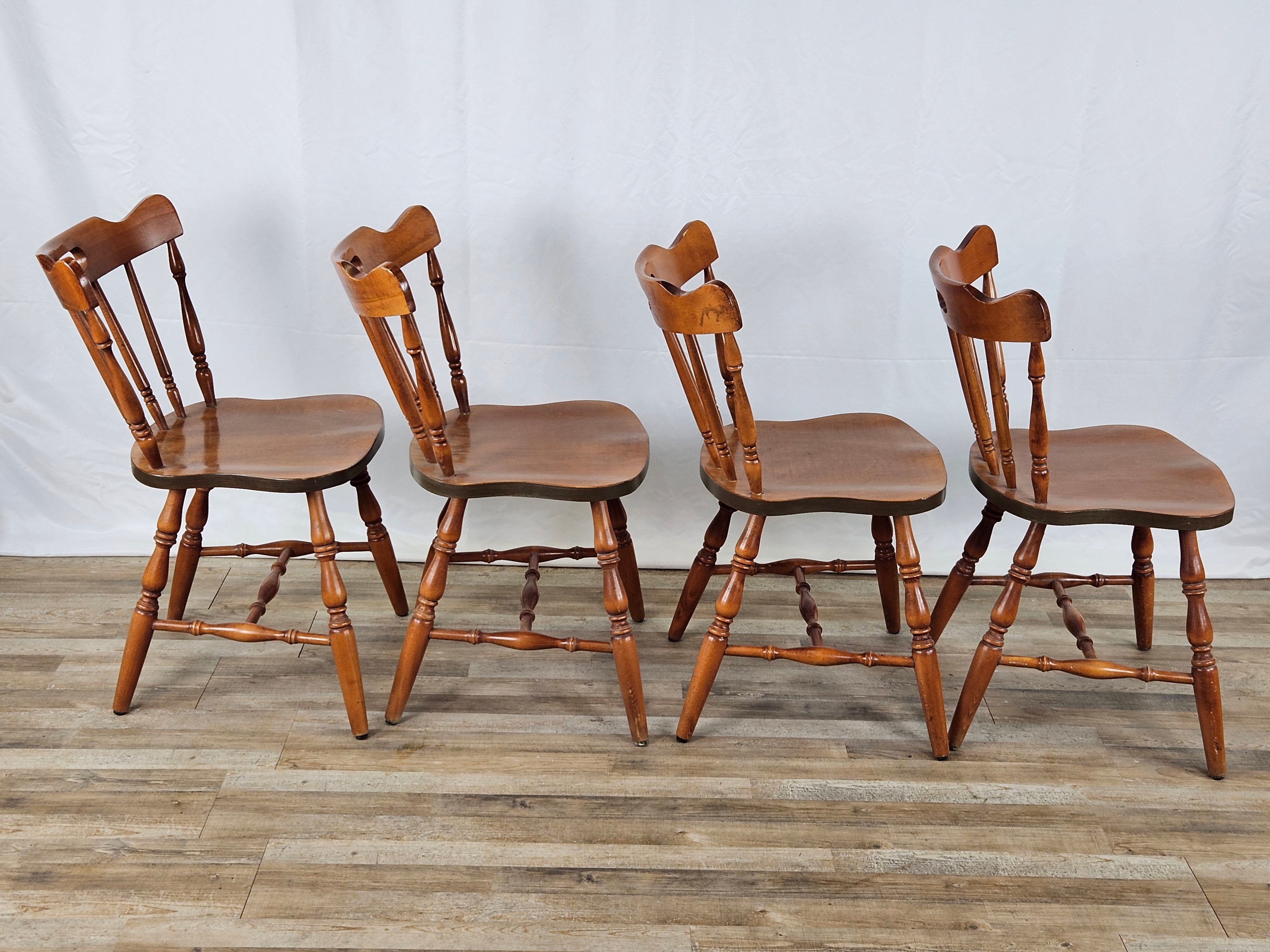 Set of 4 country style chairs, 80s