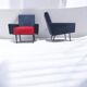 Fauteuil retro en Skaï noir et rouge (1)