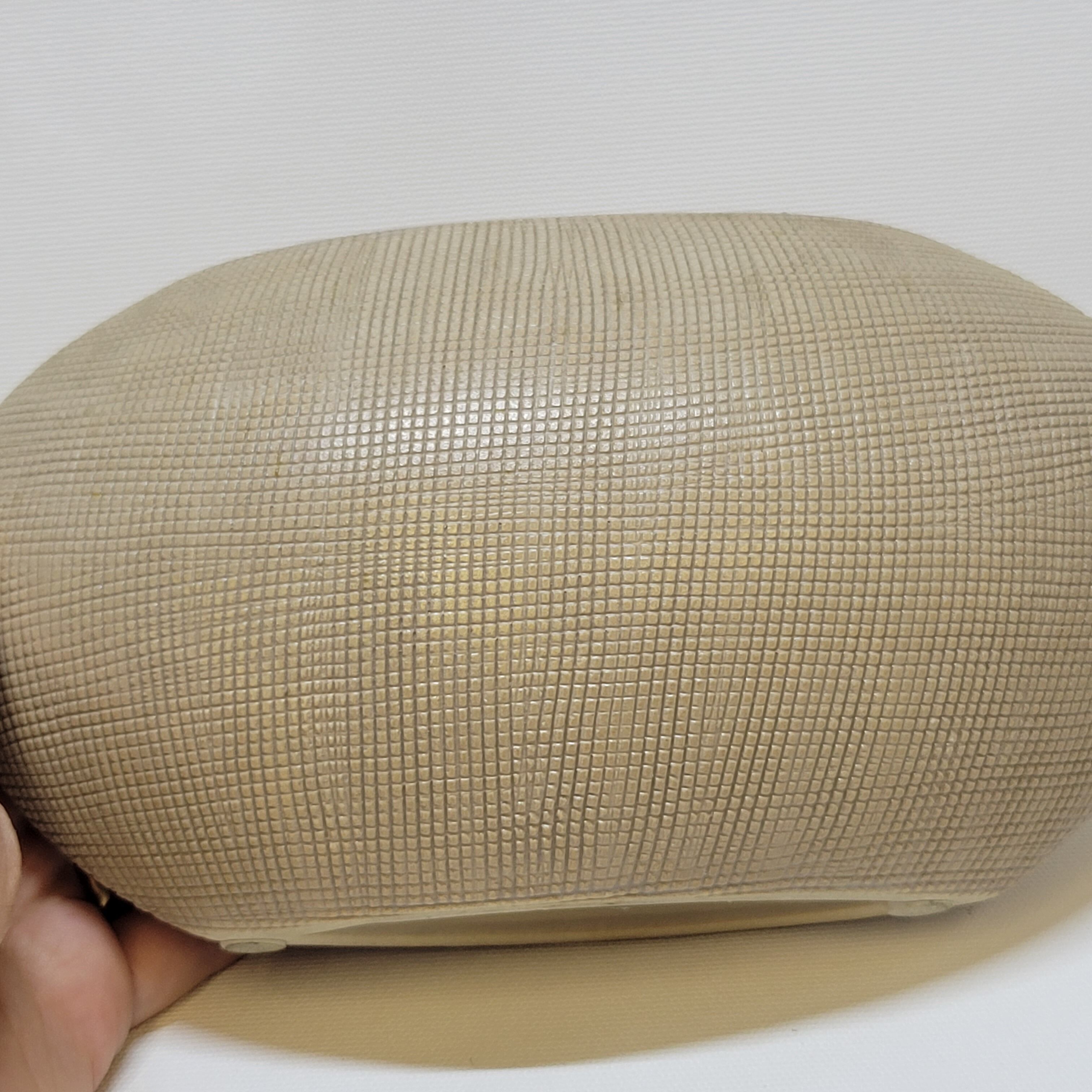 Vase lentille en céramique beige