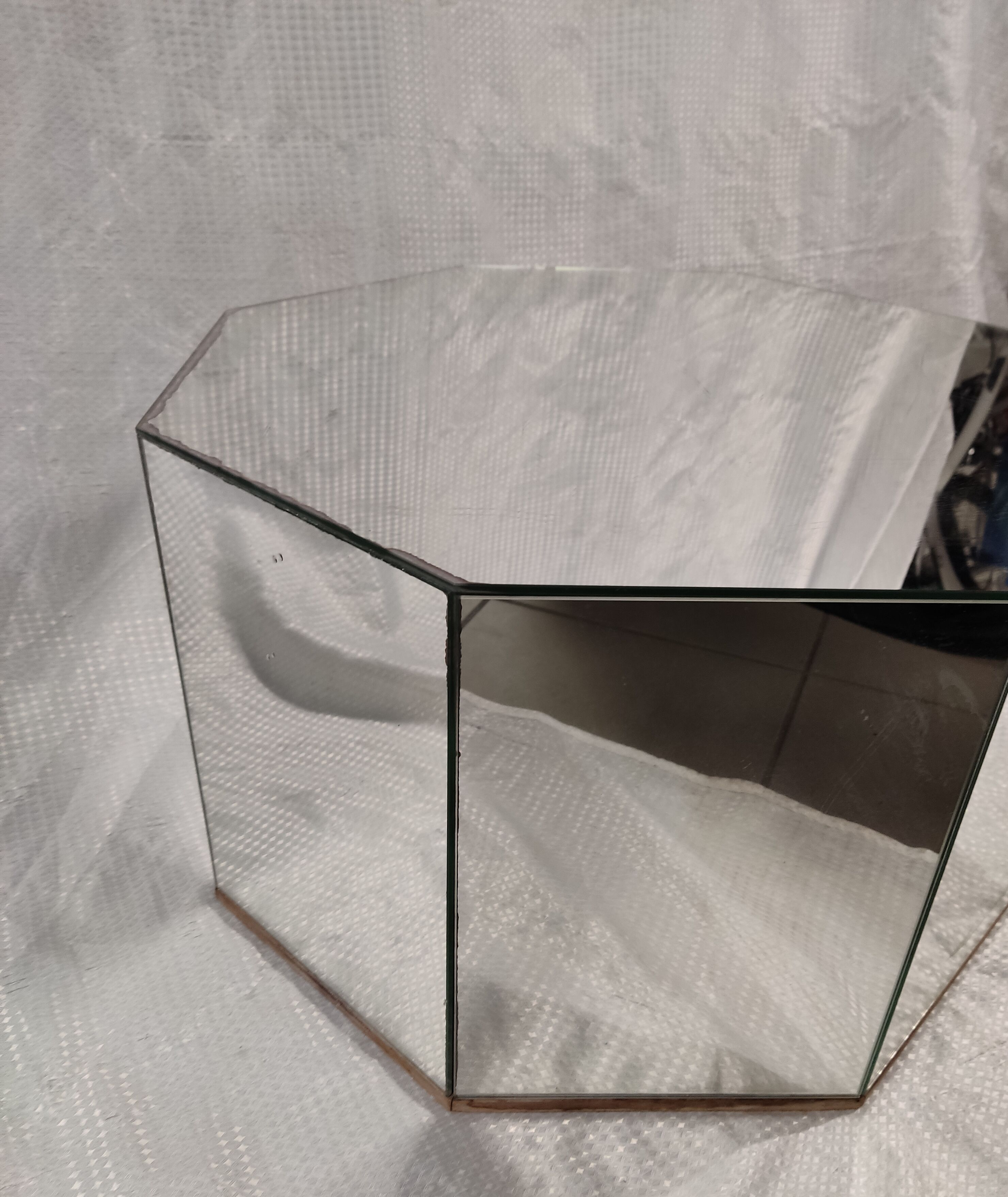 Coffee table mirror effect seventies