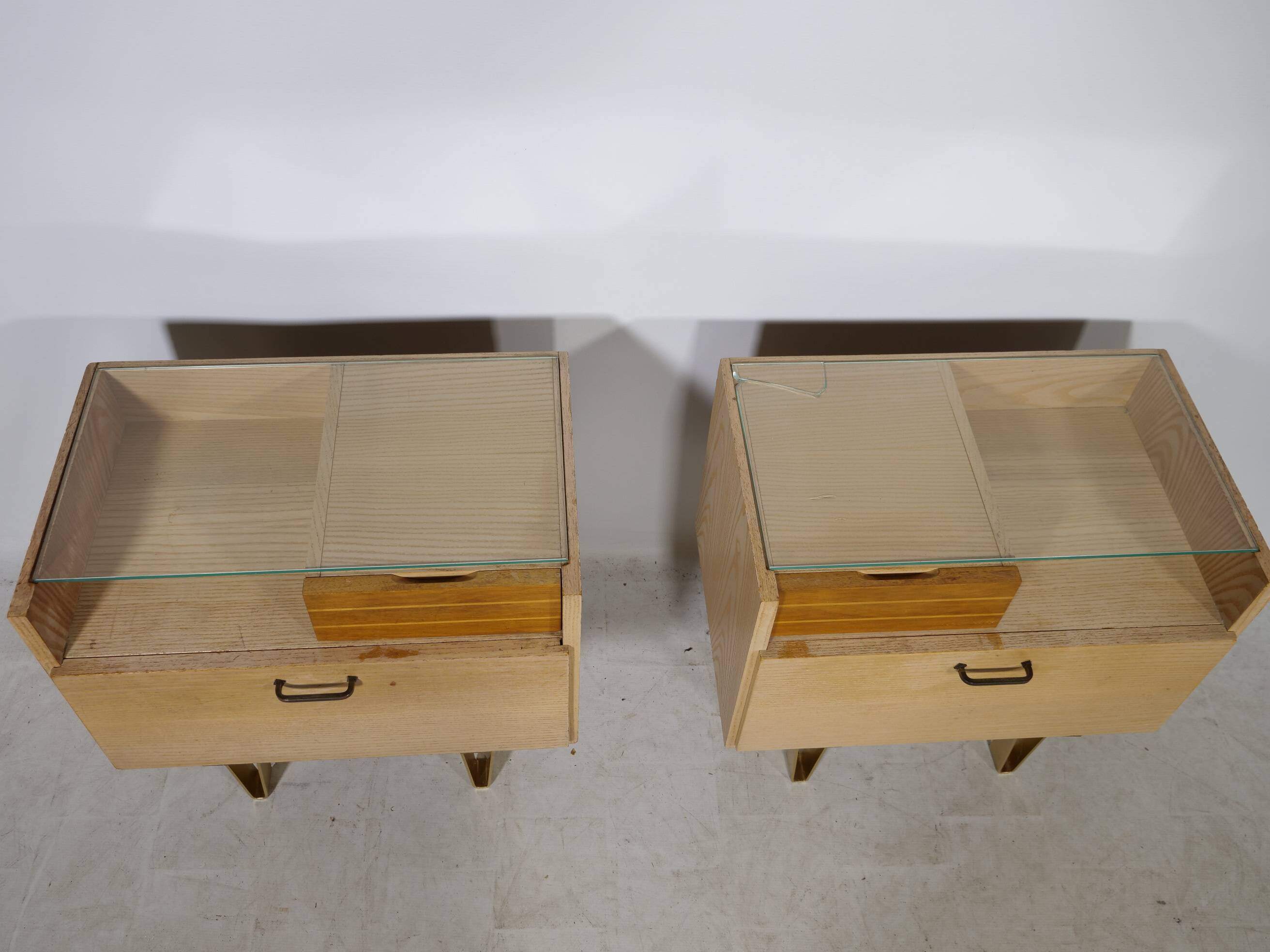 Mid-Century Design Vintage Bedside Tables with Metal Legs, Set of 2, 1960s