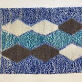 Handmade traditional carpet 250cm x 150cm Moroccan