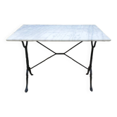 Bistro table in white Carrara marble and cast iron