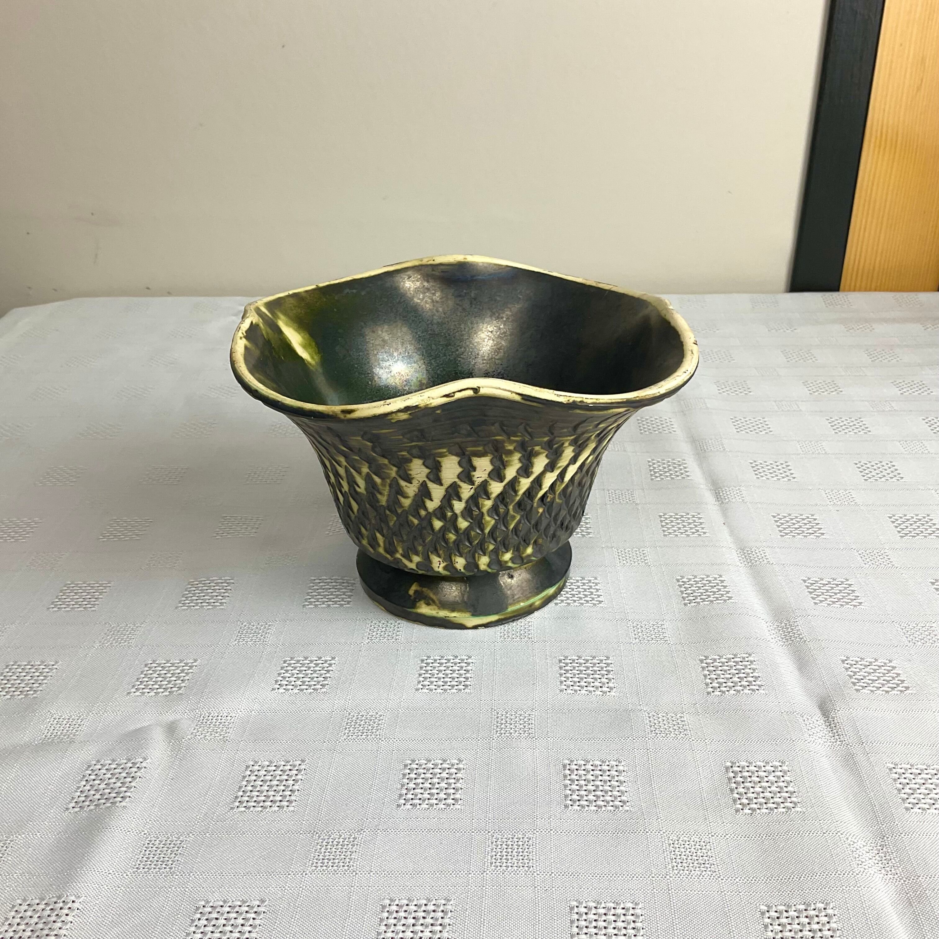 Vintage ceramic pot cover