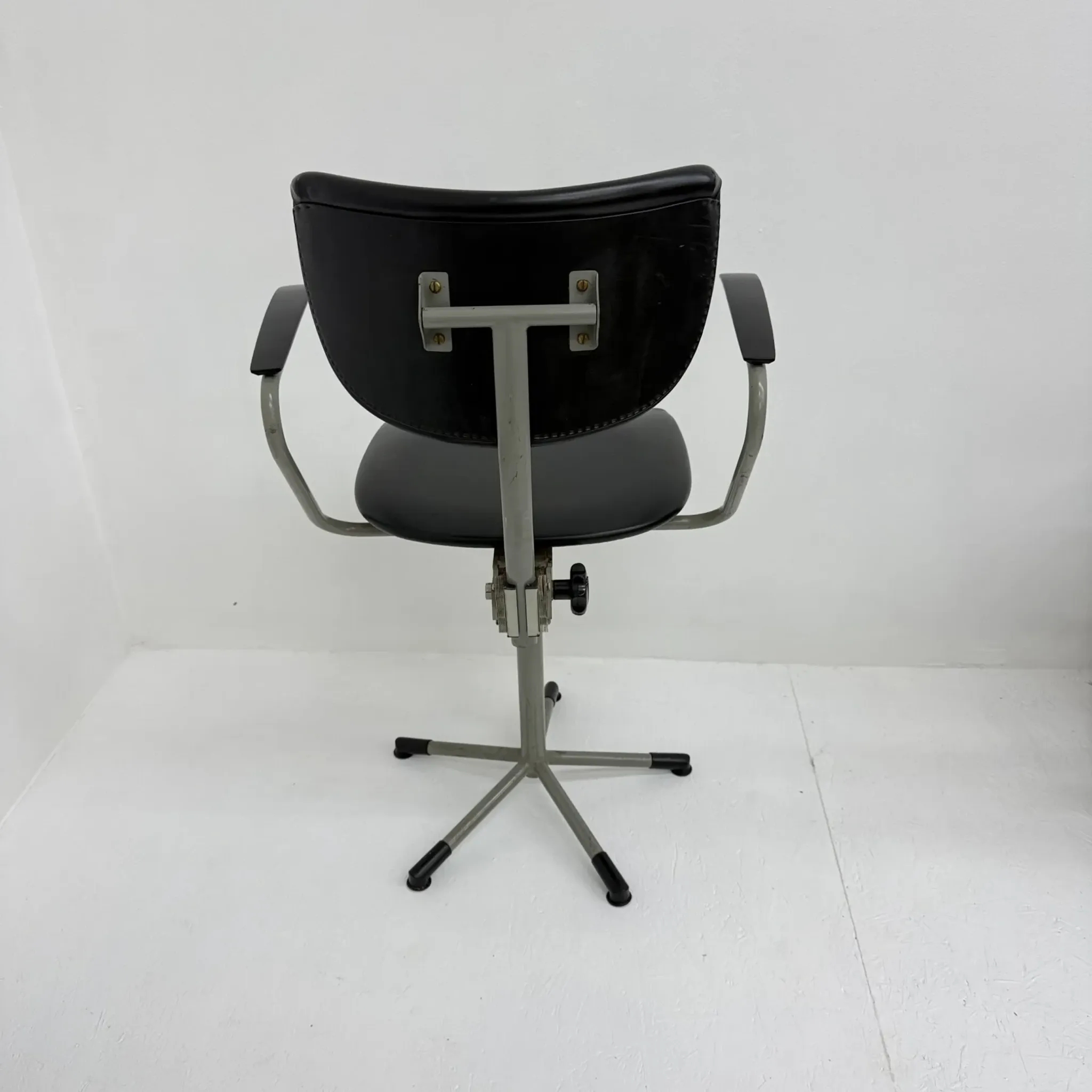 Mid-century 3311 desk chair by Toon de Wit for Gebroeders de Wit, 1960s