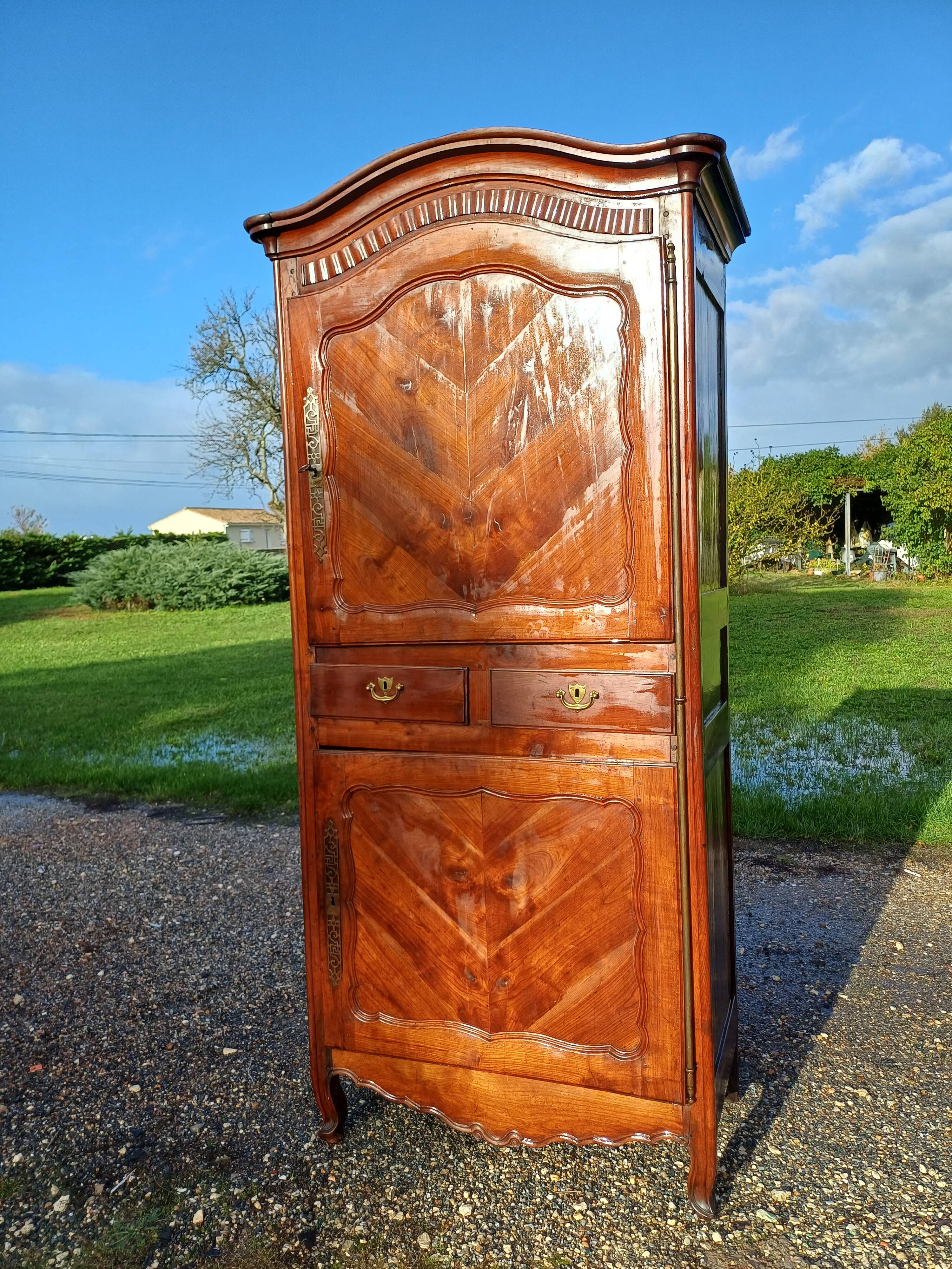19th century walnut wardrobe with 2 doors and 2 drawers