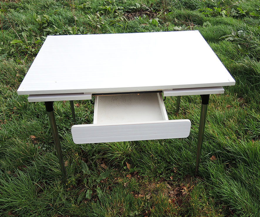 Old Formica Table & 3 Matching Seats