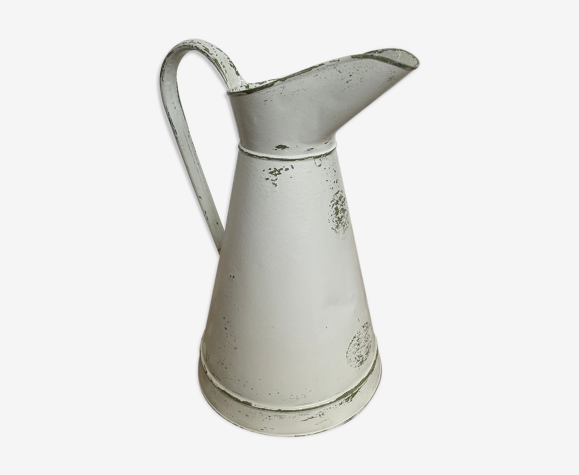 Pot à lait émaillé