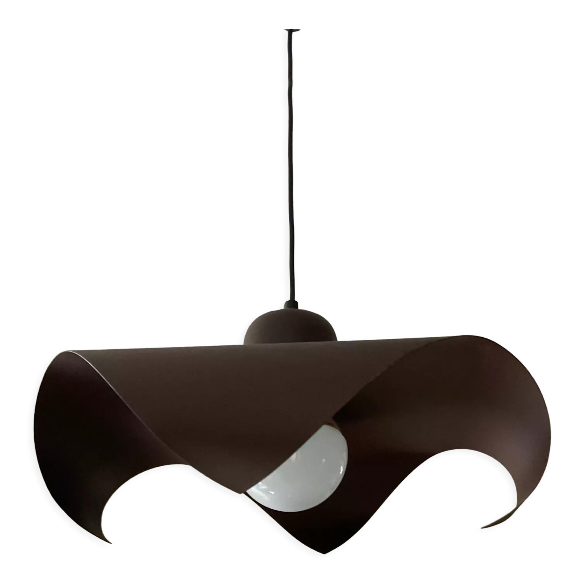 Design suspension in folded metal