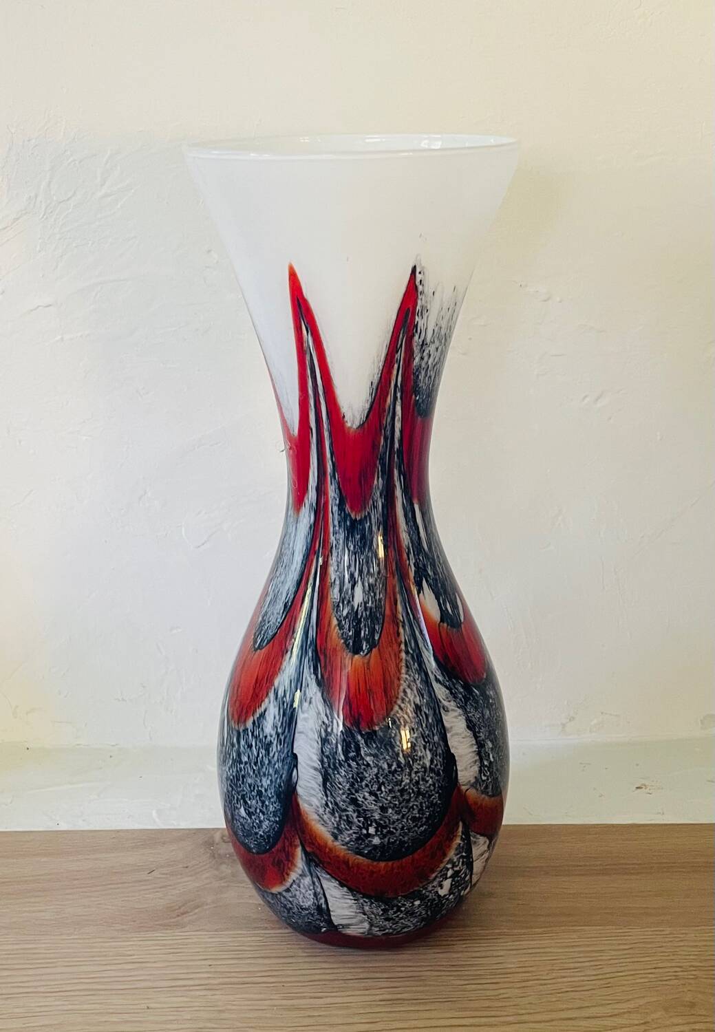 Murano opaline vase Popart 70's