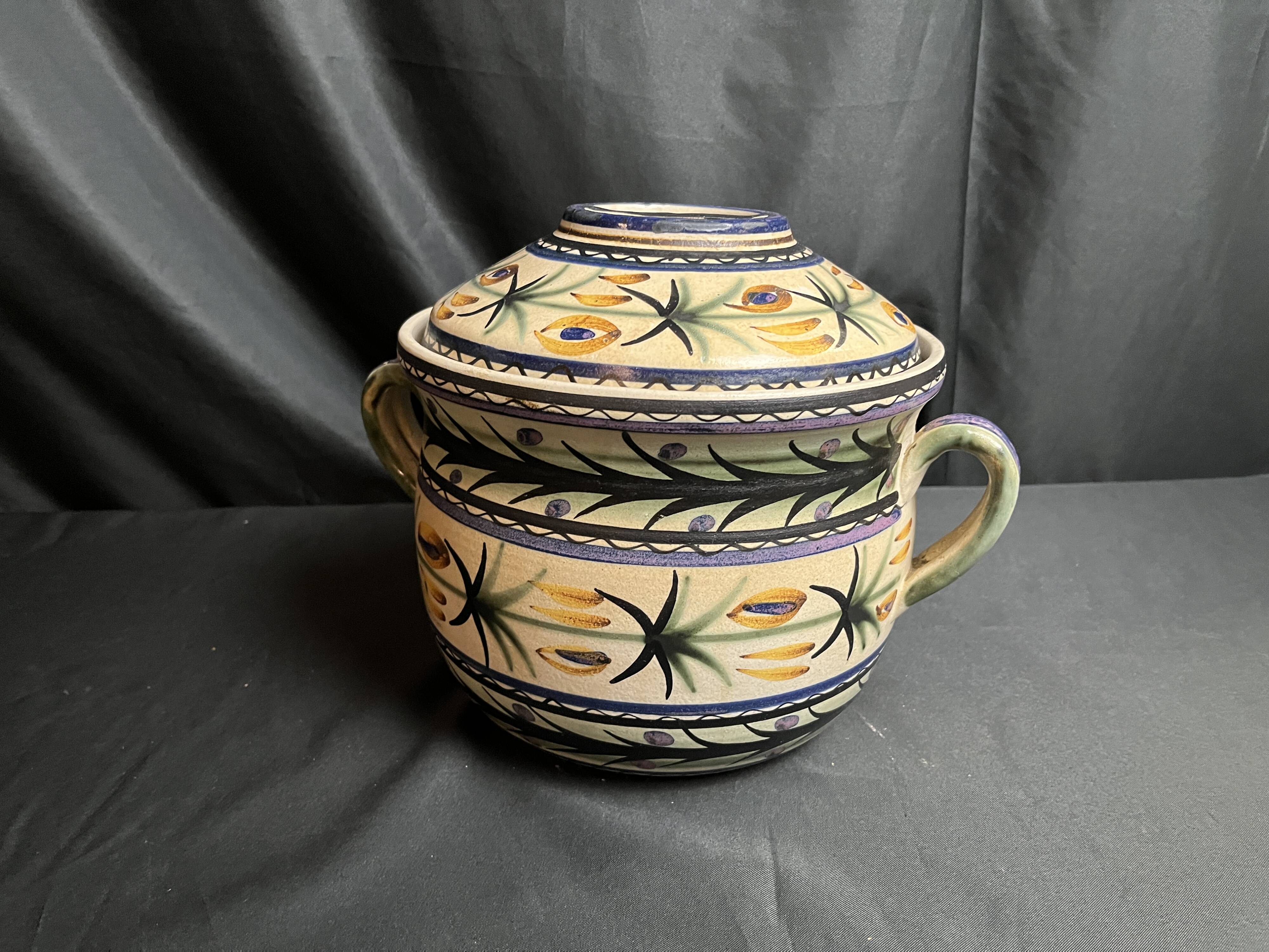 Quimper Keraluc, vintage polychrome earthenware pot or soup tureen circa 1960