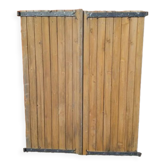 Wooden shutters natural patina 147cm