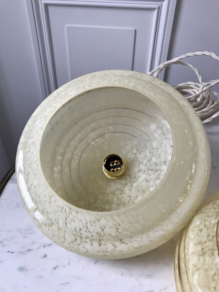Pair of suspensions in yellow Clichy glass and golden border 40s-50s