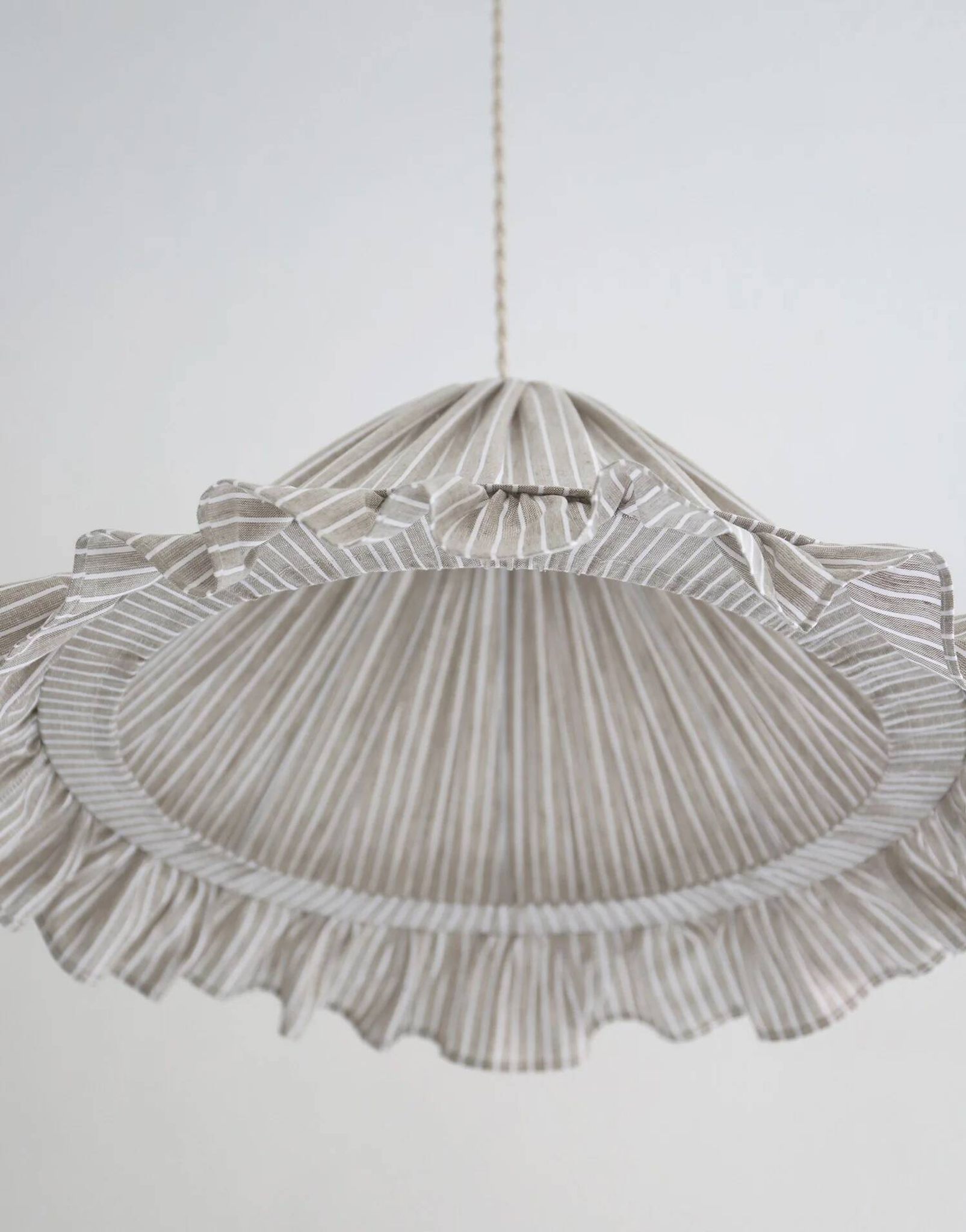 Suspension Emilia, pleated lampshade with frills, olive stripes