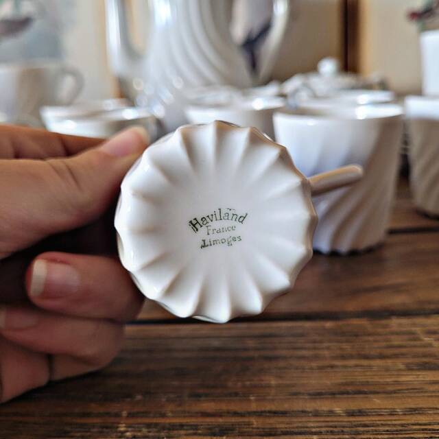 Haviland Torse Blanc porcelain, 12 cups and accessories. Limoges