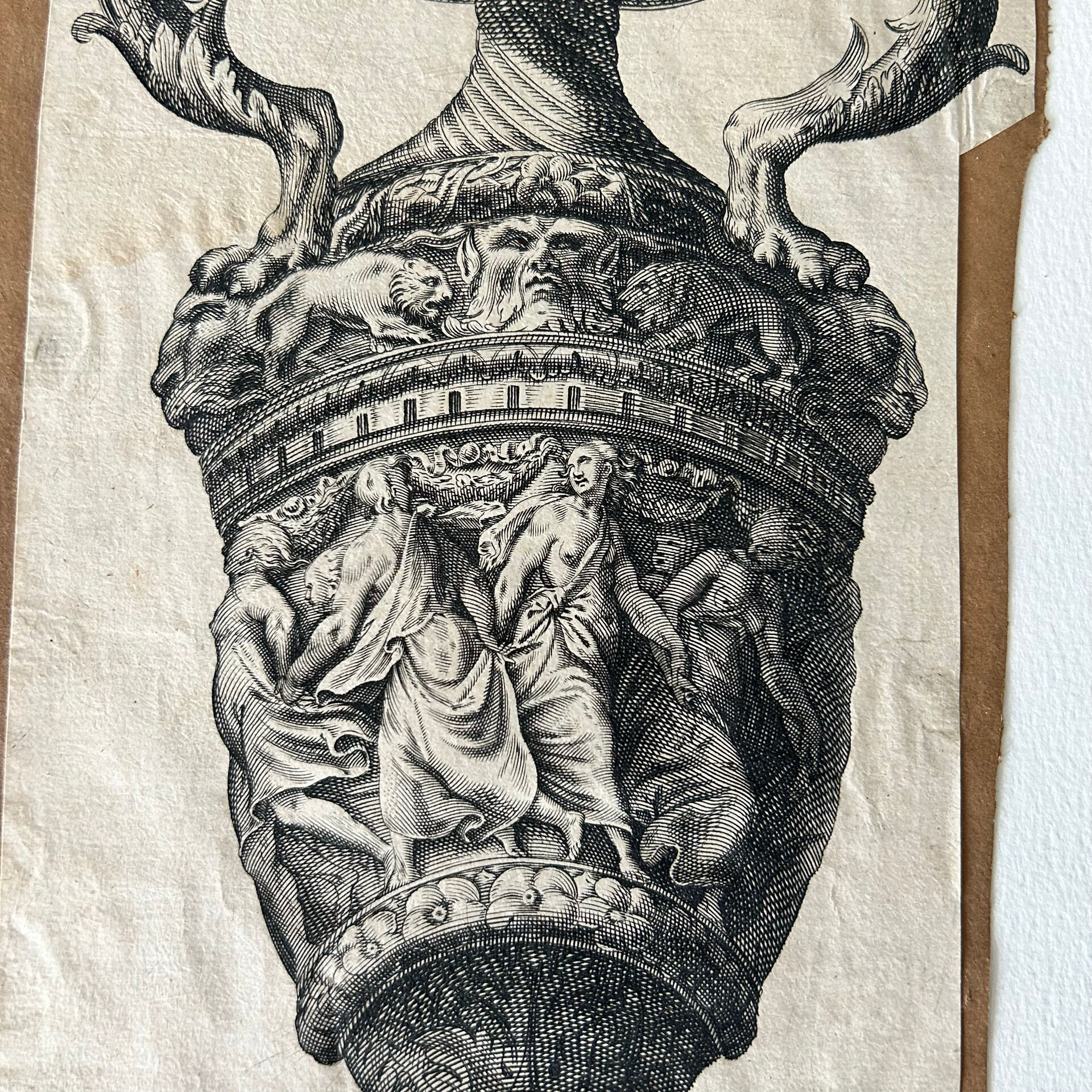 Gravure ancienne vase ornée d’après Polydoro da Caravaggio
