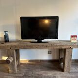 Low furniture workbench