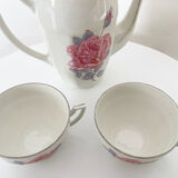 Teapot and porcelain cups set