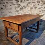 Rustic old oak table – Early 19th century