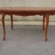 Table ovale avec rallonges, style Louis XV