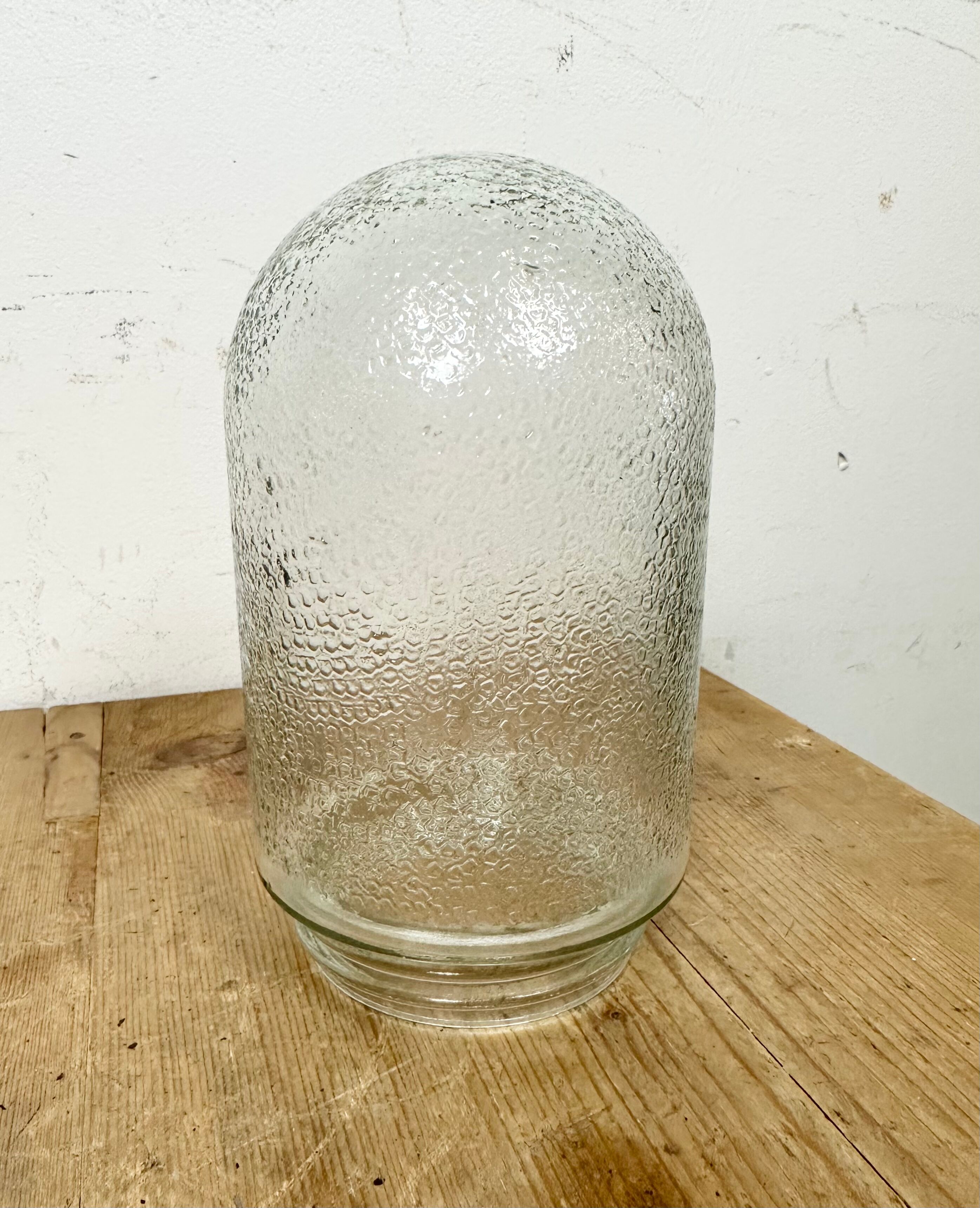 Suspension en porcelaine blanche vintage avec verre dépoli, années 1970