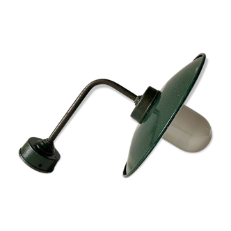 Outdoor enamelled tole wall lamp