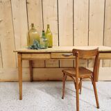 Farm table