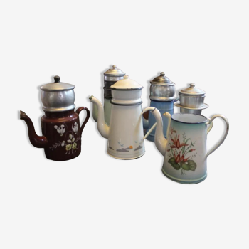 Set of 6 vintage enamelled teapots