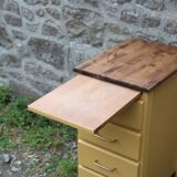 Vintage chiffonier