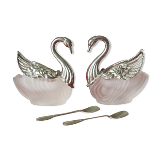 Pepper salt swans silver metal glass