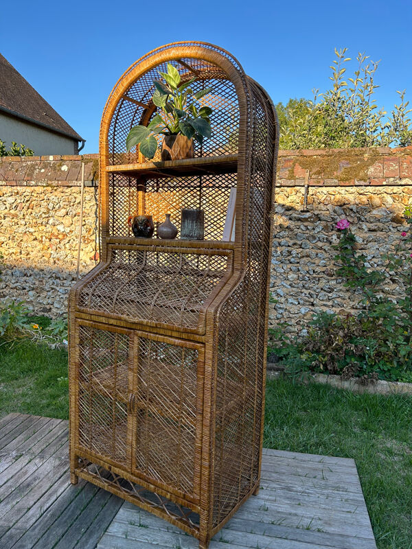 Grande étagère en rotin tressé ���� Italie vintage 1970