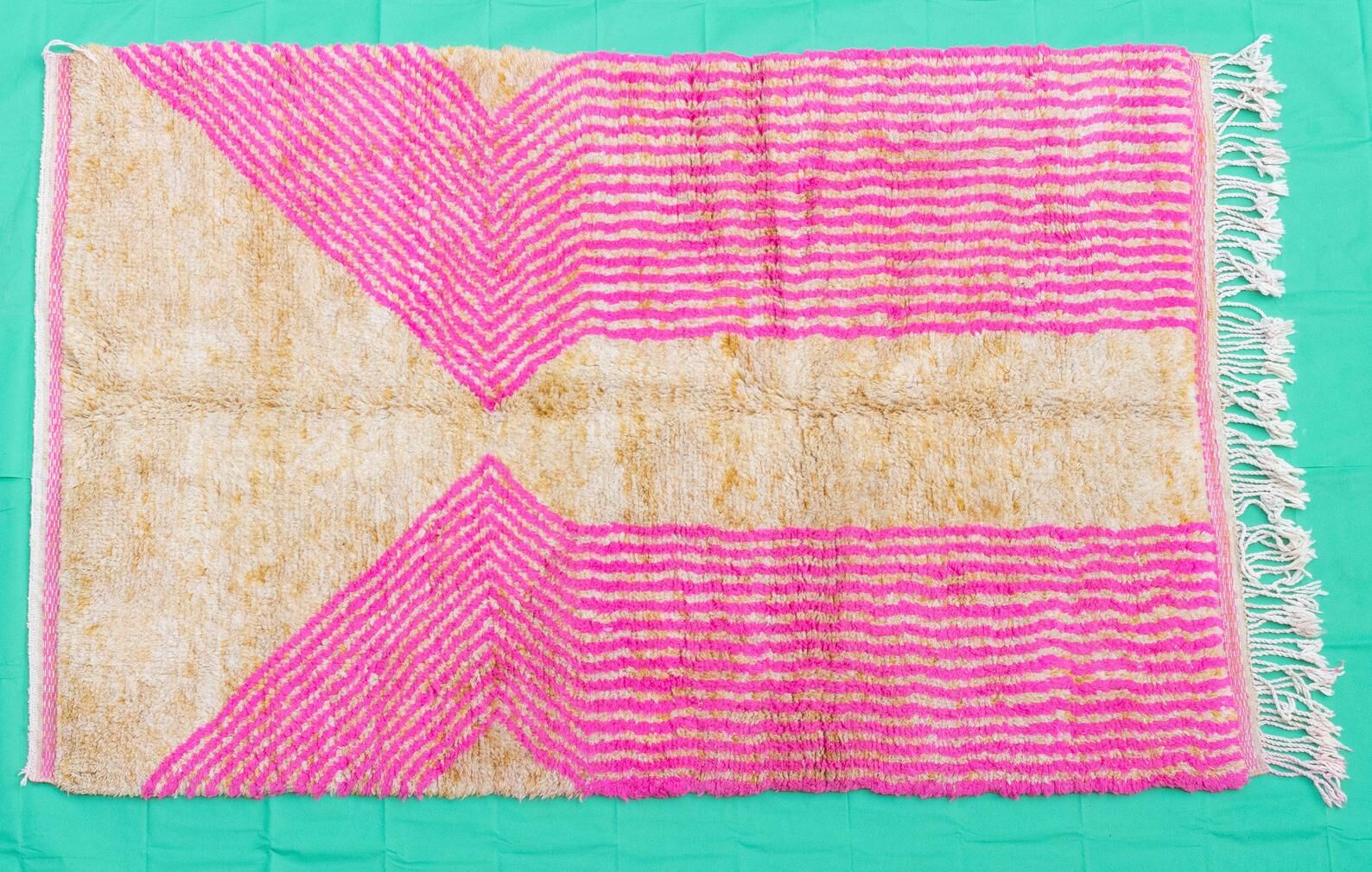 Beni ourain moroccan berber carpet - 180x150cm