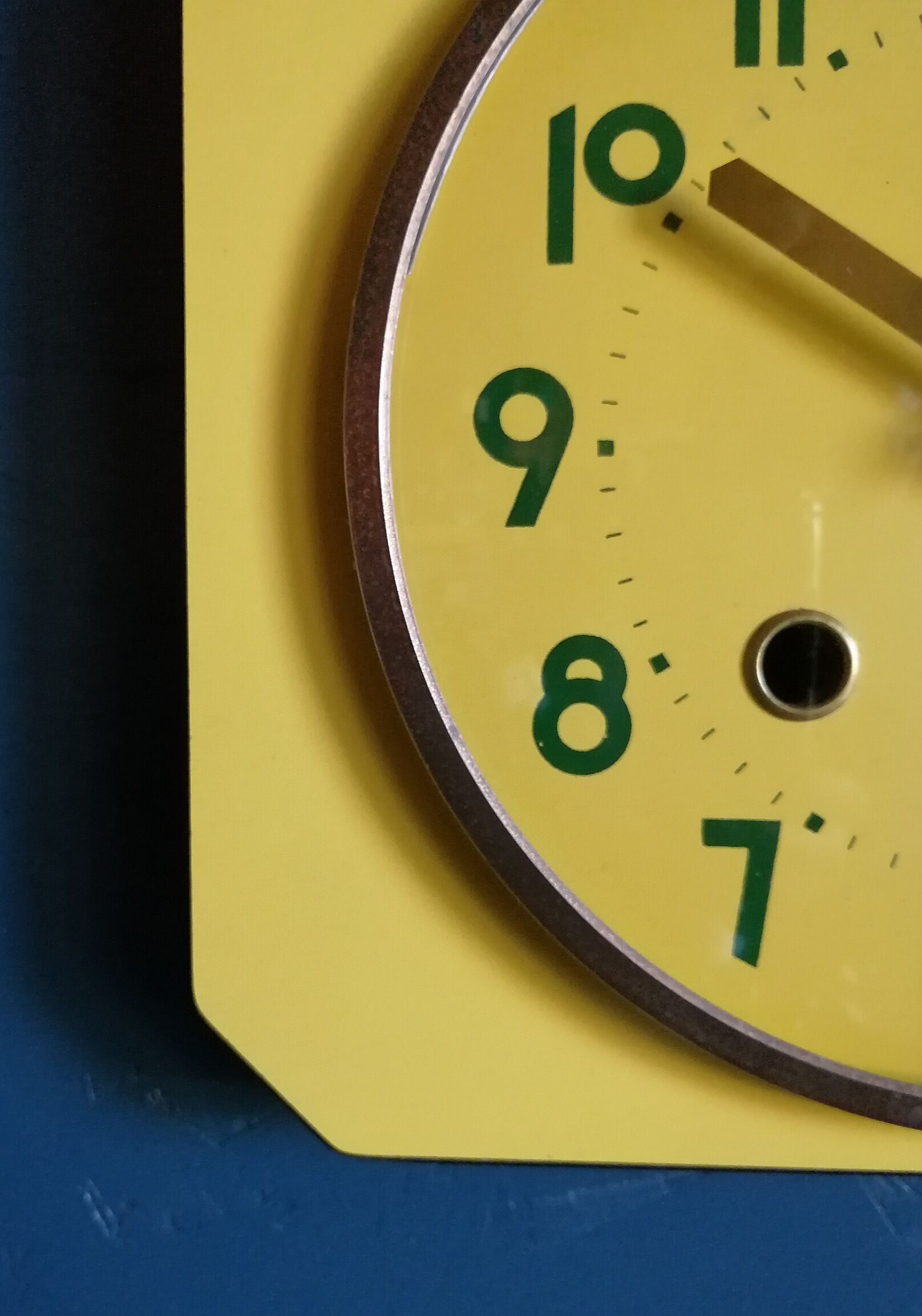 Vintage formica clock silent wall clock "FFR Golden Yellow"