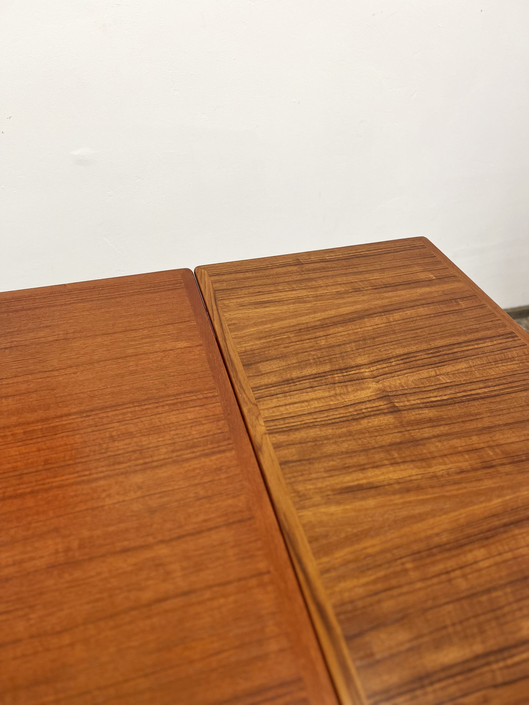 Extendable mid century teak dining table with pull out leaves, denmark, 1950s