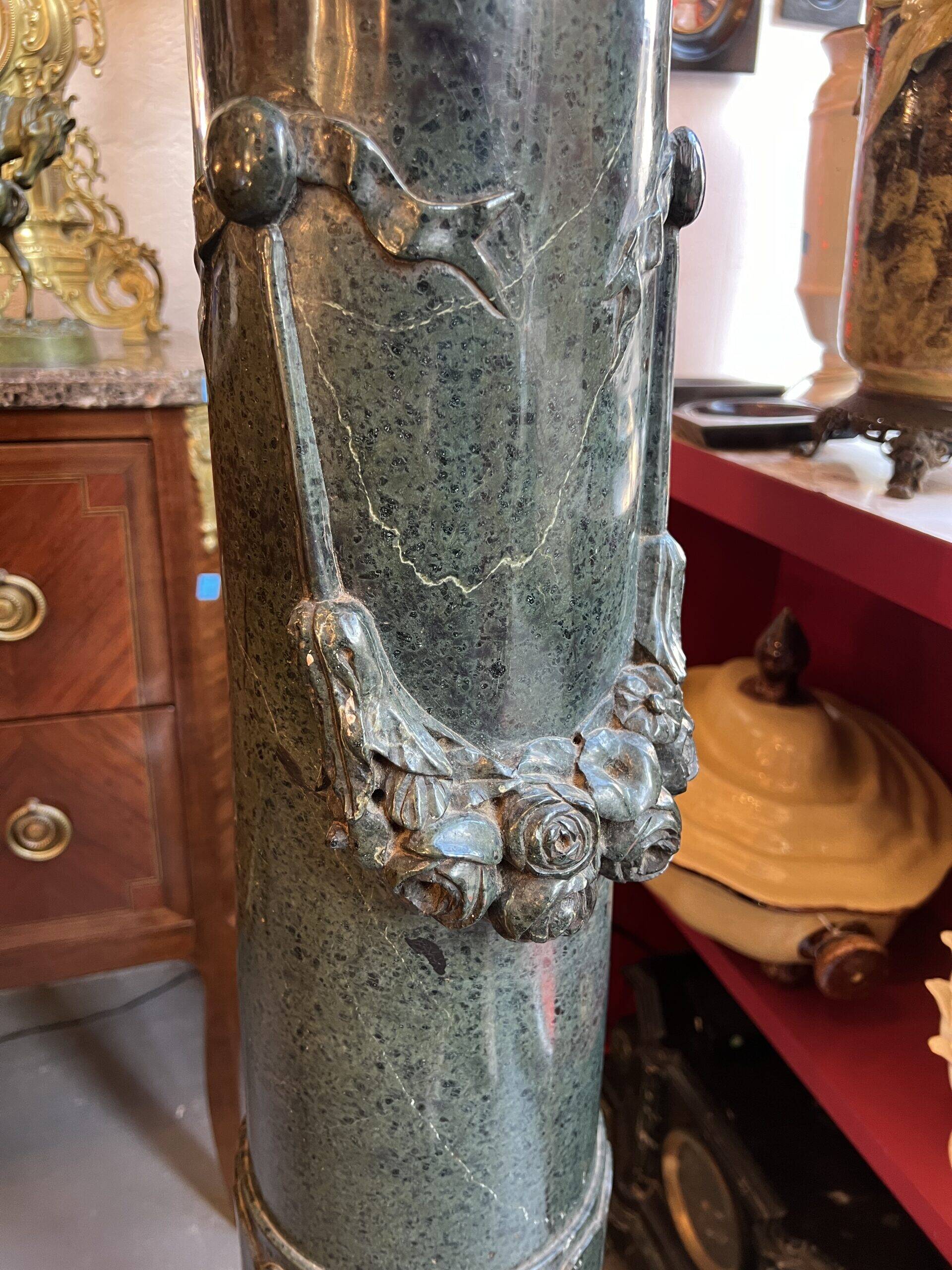 Very beautiful and ancient green marble column, dating from the 19th century