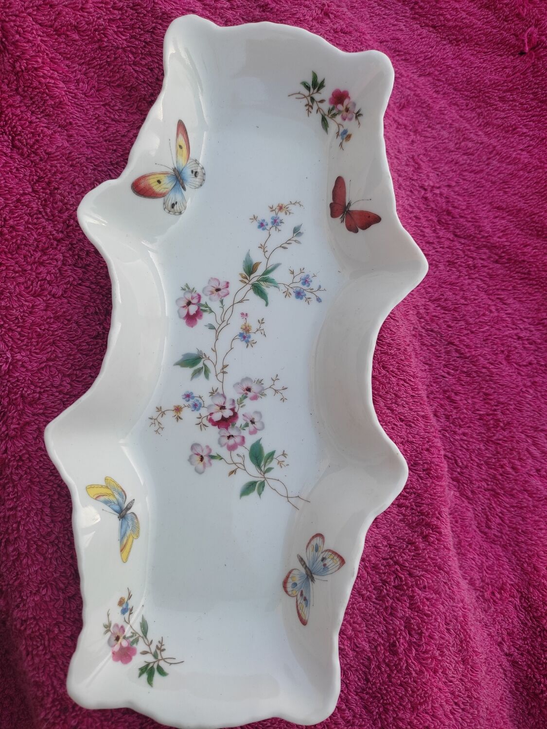 Porcelain sushi or sweet dishes