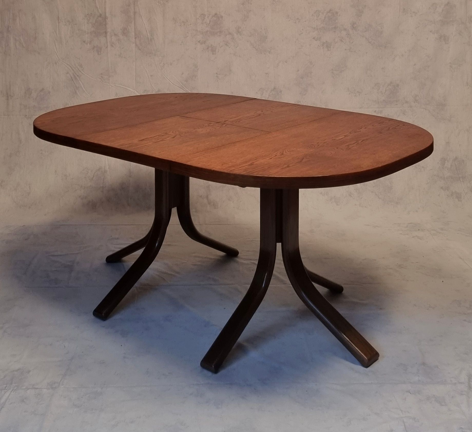 Table by Bruno Rey for Dietiker by the workshop "Stuhl aus Stein am Rhein" - Oak - Ca 1970
