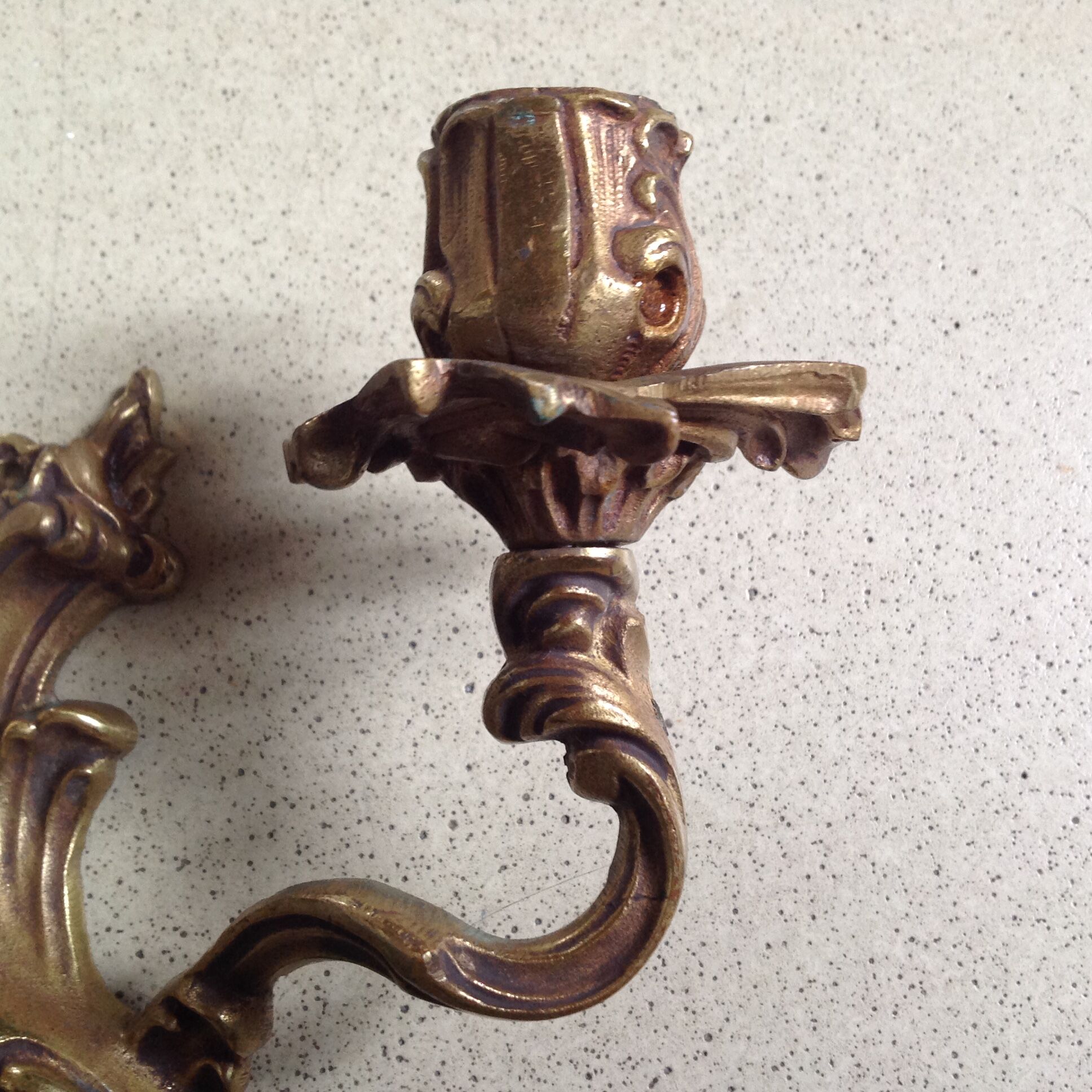 Bronze candle holder