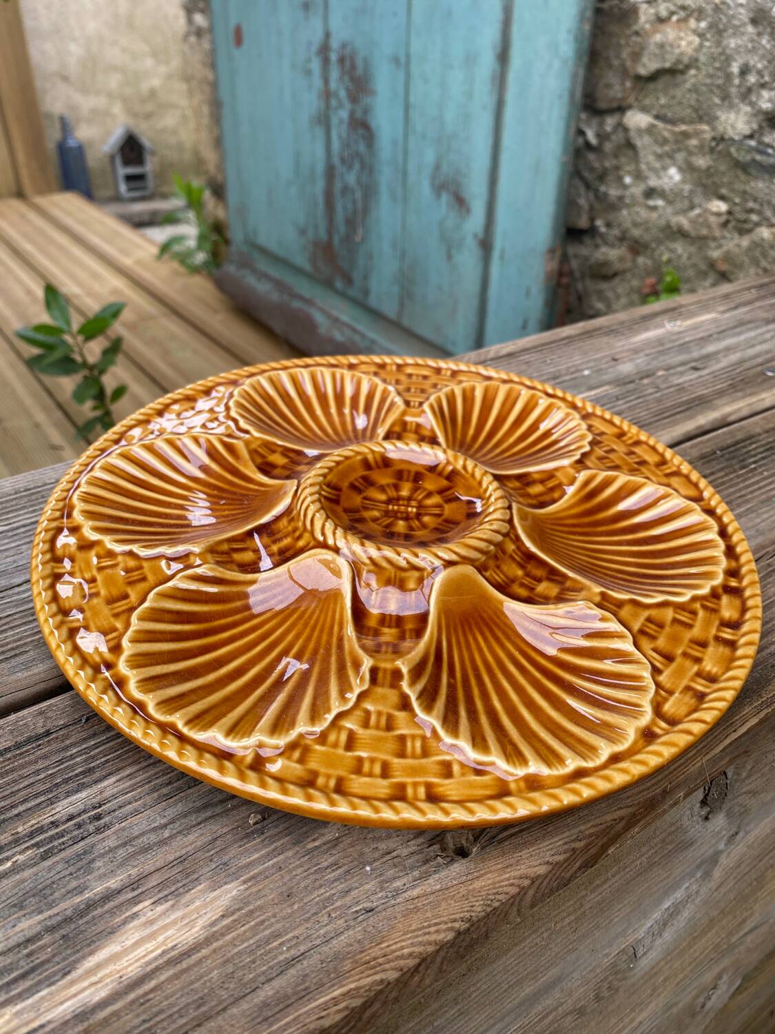 Longchamp oyster plate