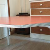 Octagonal kindergarten table