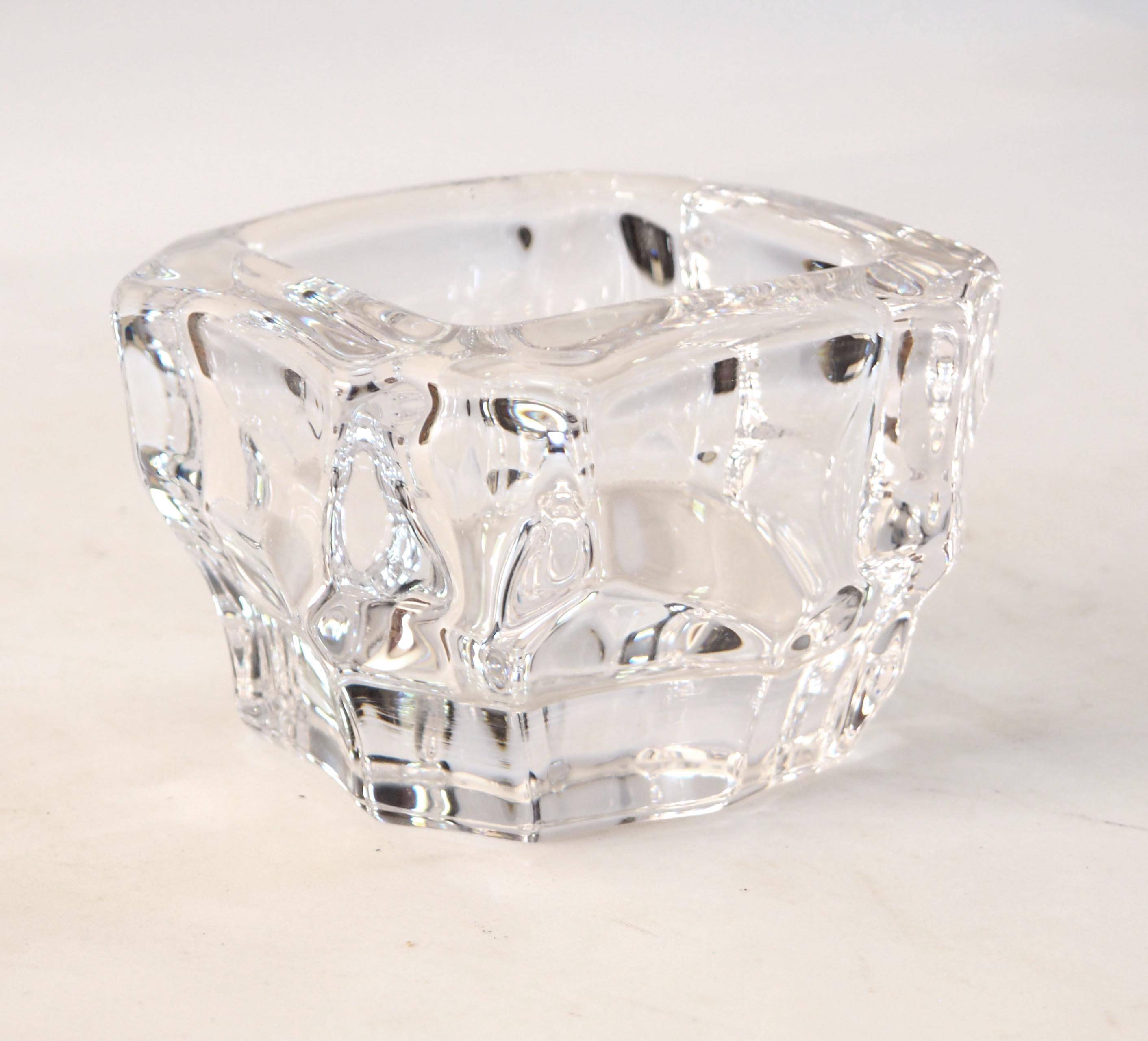 Vannes crystal ashtray