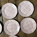 Set of 10 plates and 1 dish