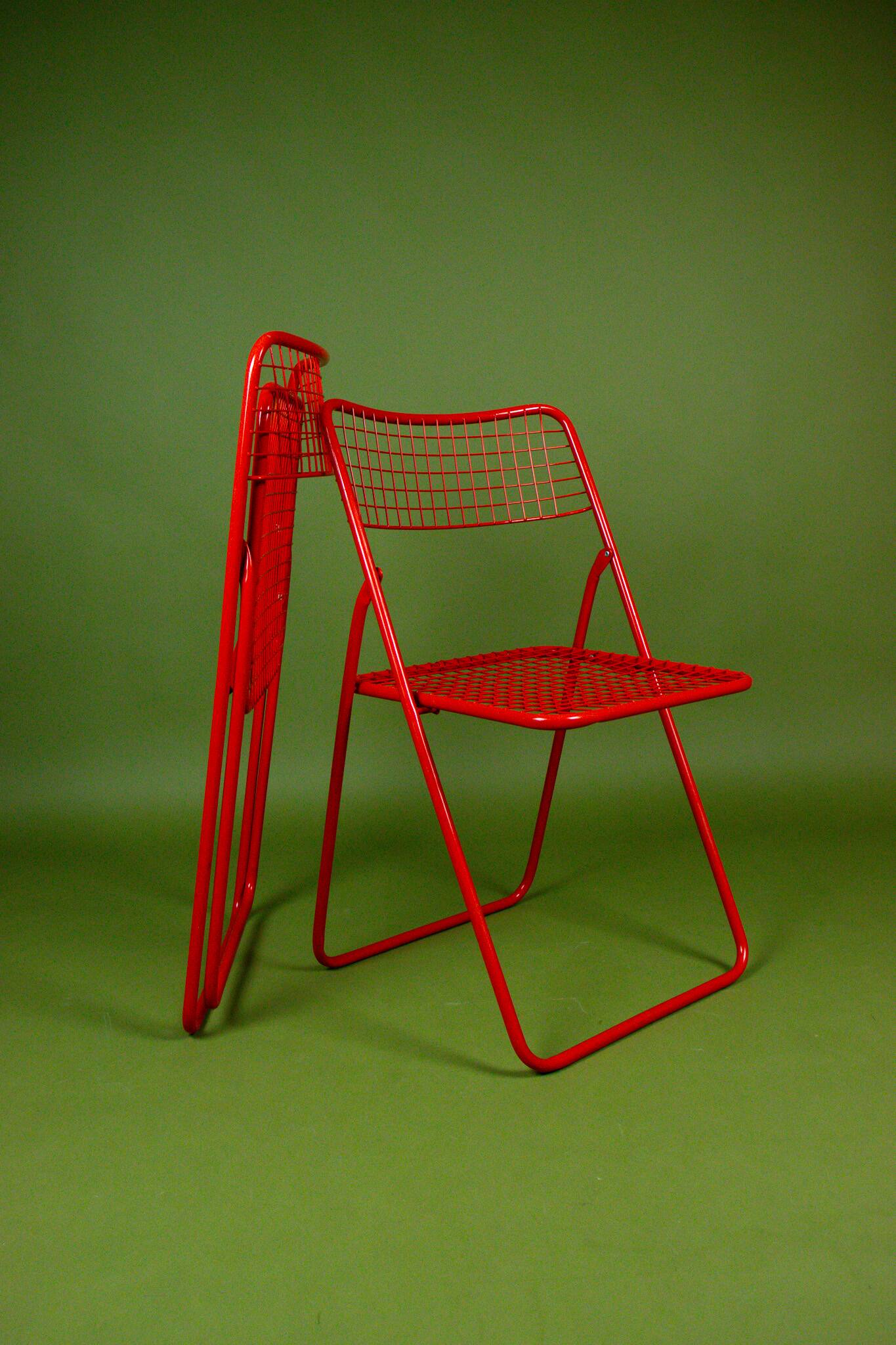 Red metal chair Ted Net Ikea vintage by Niels Gammelgaard